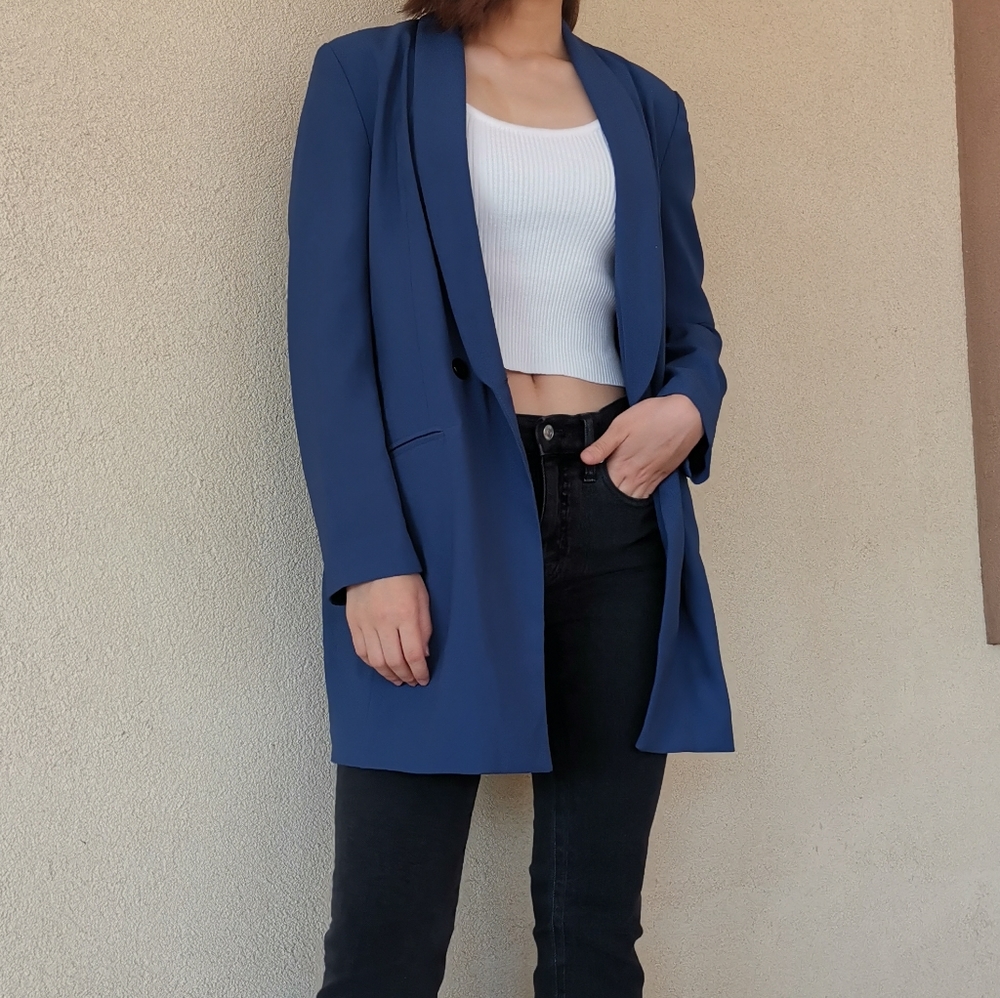 Two-button Navy Blue Crepe Suit Jacket